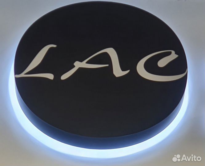 Мастер маникюра, администратор