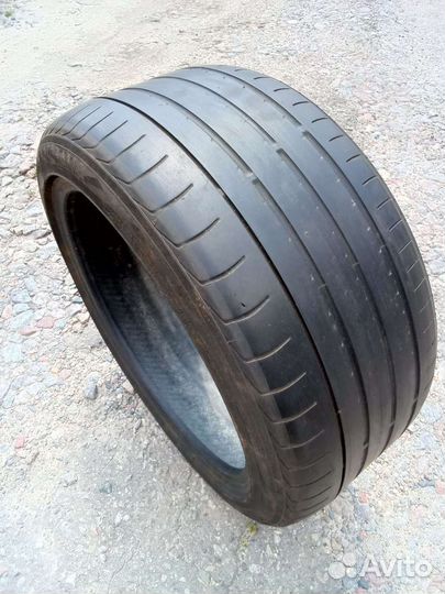 Yokohama Advan Sport V105 245/40 R17 91W