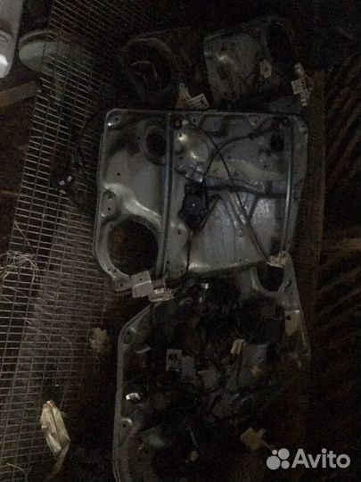 Стеклоподъемник пассат б5