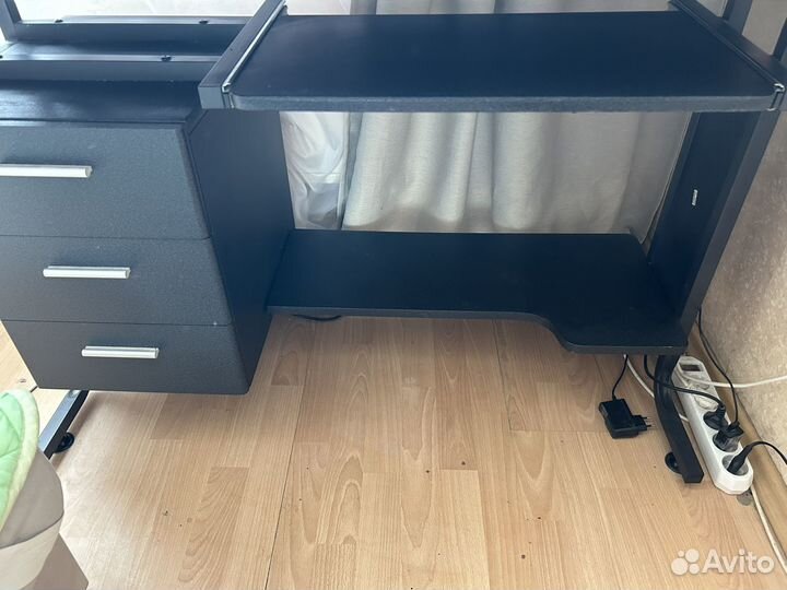 Стол компьютерный crown CMT-4432