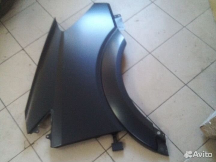 Крыло переднее правое sprinter 906 кузов