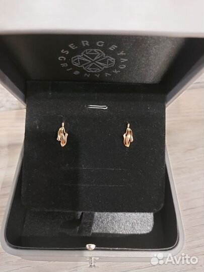 Золотые серьги