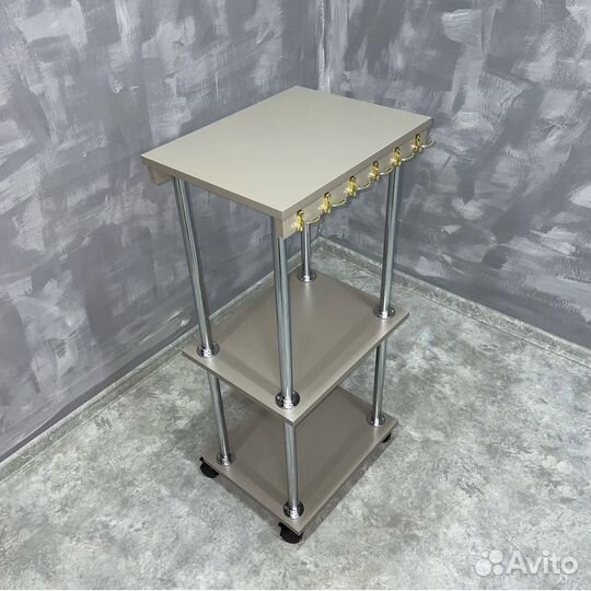 Стеллаж на колесиках