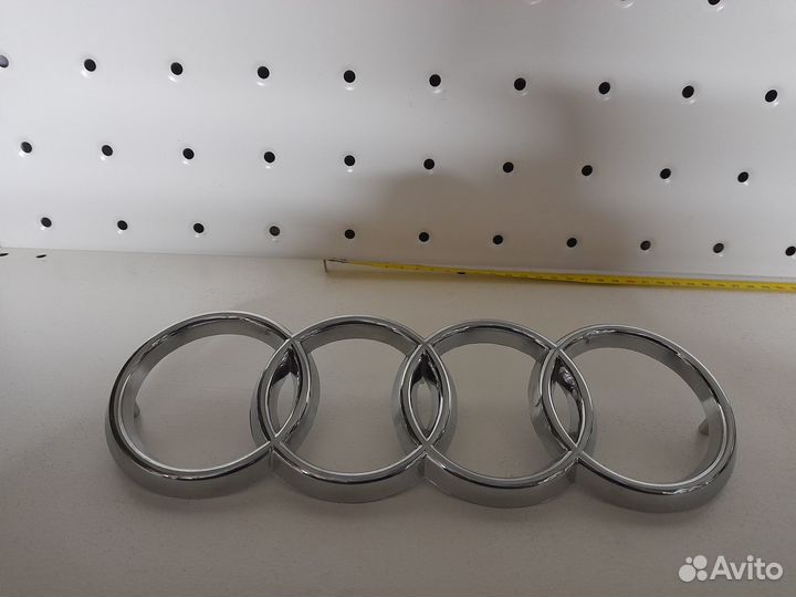 Эмблема Audi (4 кольца) Новая