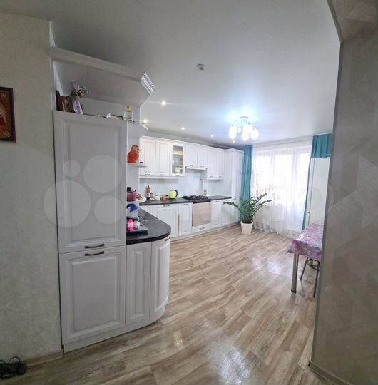 1-к. квартира, 52 м², 3/10 эт.