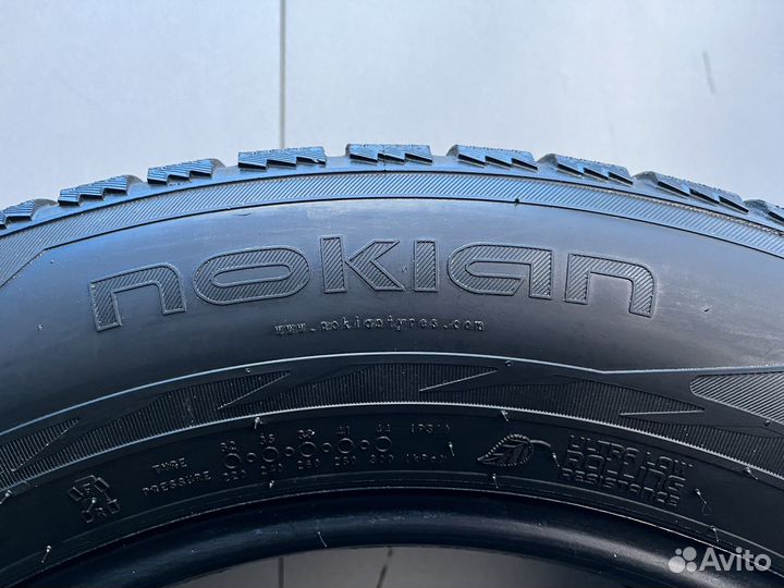 Nokian Tyres Hakkapeliitta R2 SUV 245/60 R18