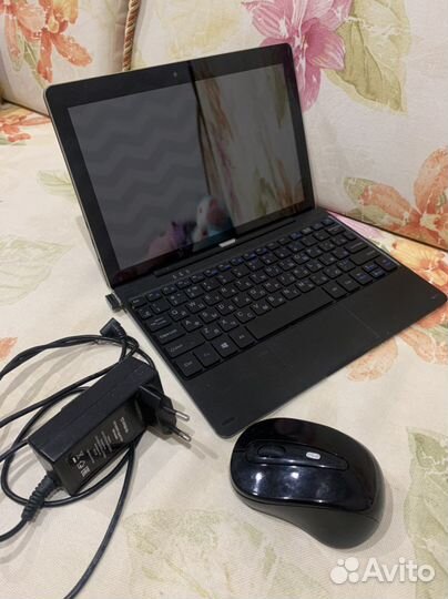 Нетбук - планшет Irbis