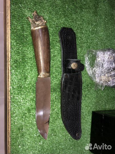 Нож охотничий с гардой