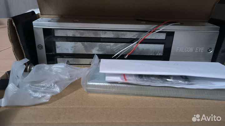 Электромагнитный замок Falcon Eye FE-L350