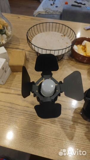 Светильник потолочный