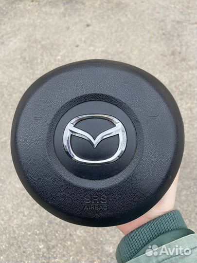 Крышка подушки безопасности mazda