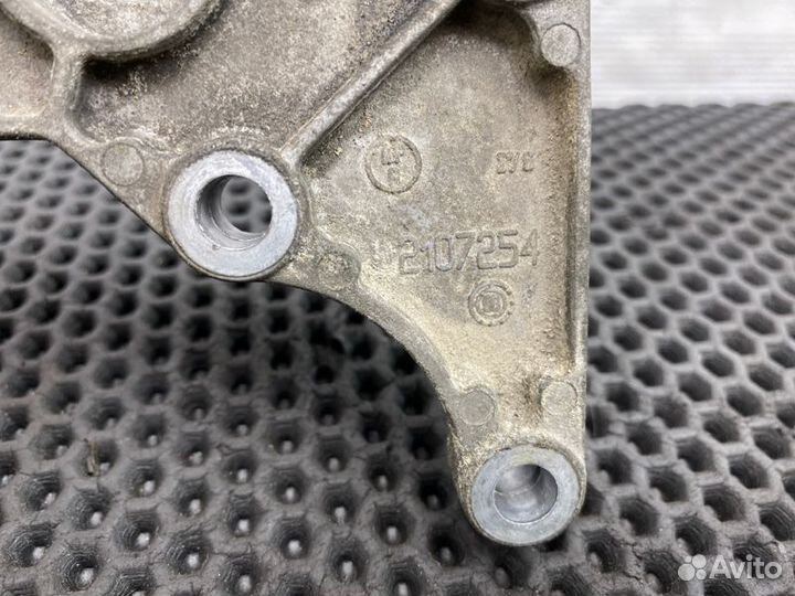 Кронштейн гур Mercedes-Benz Ml-Class W163 112.942