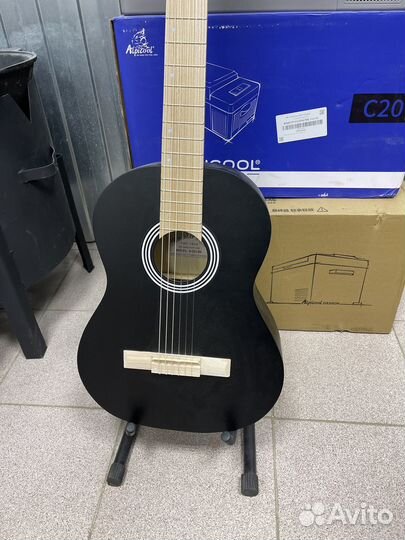 Гитара акустическая классическая
