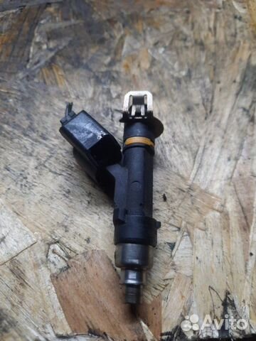 Форсунка Mazda 6 хэтчбэк 5 дв. 2.0 LF17 2008