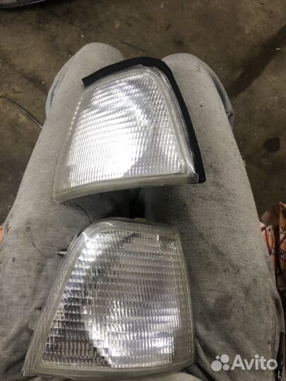 Поворотники audi 80