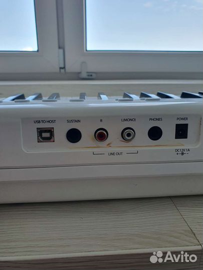 Цифровое пианино Artesia Performer