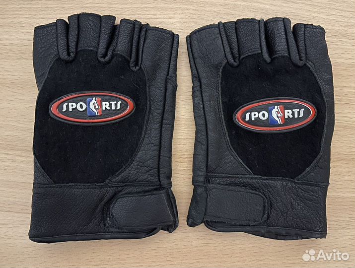 Велосипедные перчатки