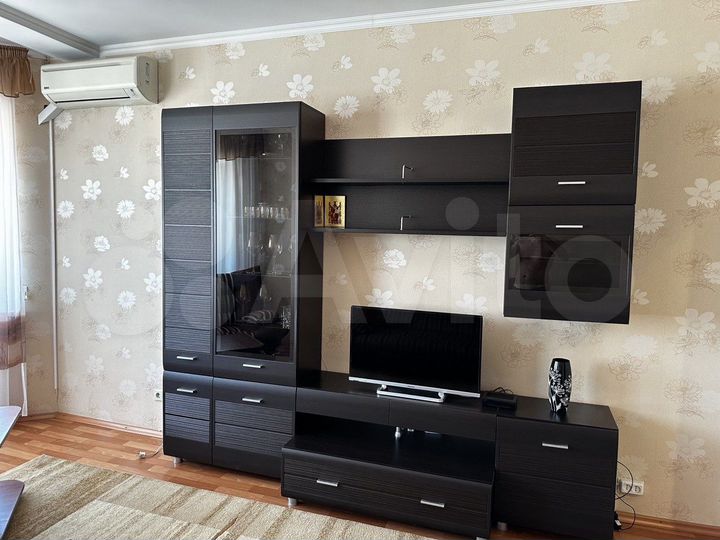 2-к. квартира, 60 м², 7/10 эт.