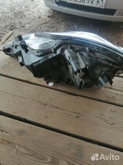 Фара правая лексус is250