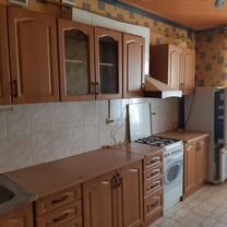 2-к. квартира, 51 м², 1/3 эт.