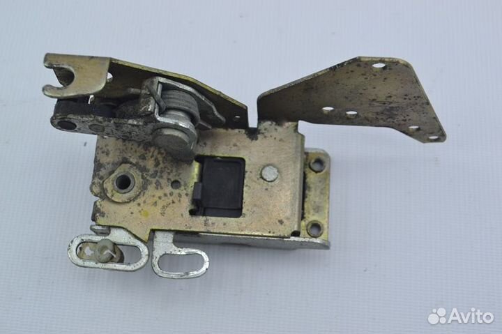 Замок двери, правый scania R-Series (01.04)