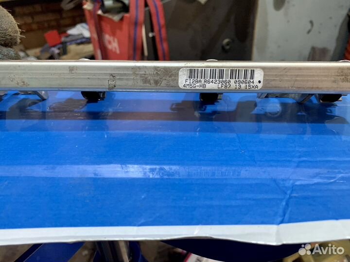 Топливная рампа Ford Mondeo 4 duratec 2.0