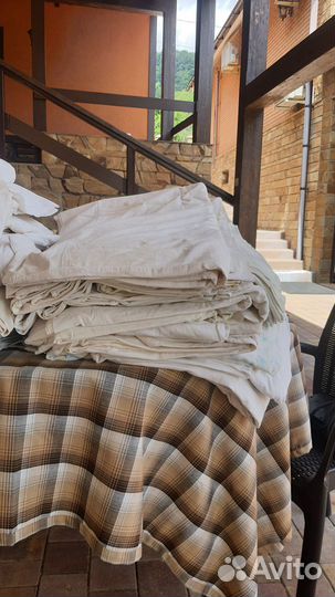 Простынь и пододеяльник. 29 и 13 шт.соответственно