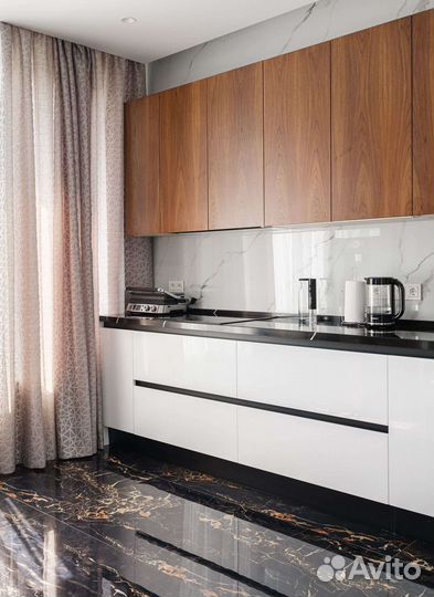 Угловая кухня на заказ. Фабрика