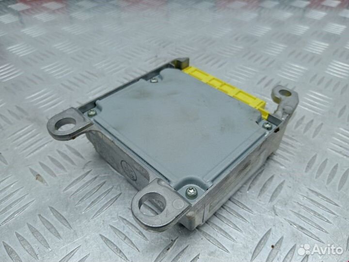 Подушка безопасности Toyota Prius 2 2006