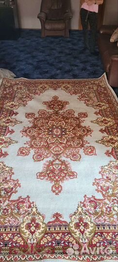 Ковер шерстяной 2х3, новый, 2шт