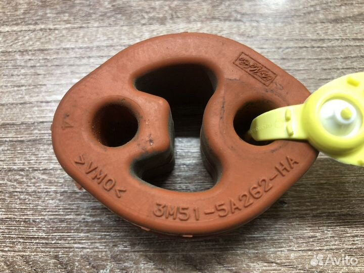 Подвес глушителя Mazda 3 BK 2002-2008