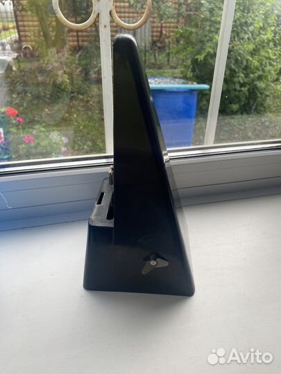 Метроном механический