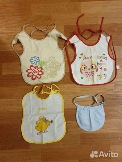 Фартучки (слюнявчики)