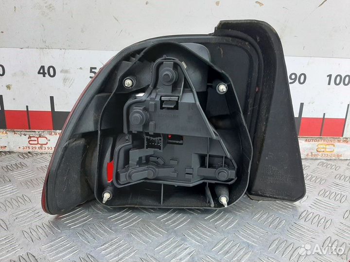 Фонарь задний правый MG ZS 2005 XFB000380