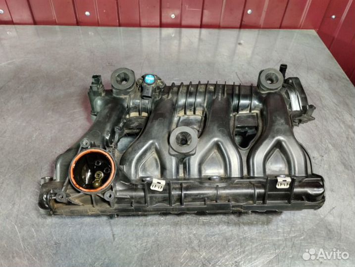 Коллектор впускной Mercedes C-Class W204 M271