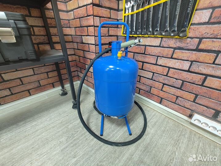 Пескоструйный аппарат, пескоструй Булат