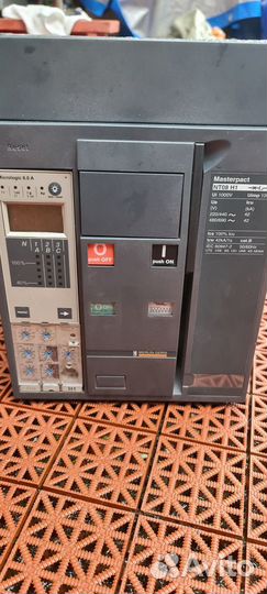 Автоматические выключатели Masterpact NT 800А
