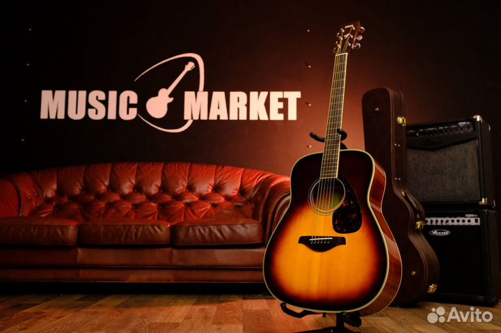 Гитара Акустическая Yamaha (Комплект)