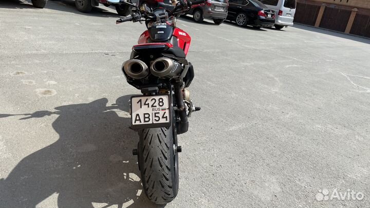 Ducati hypermotard 1100s