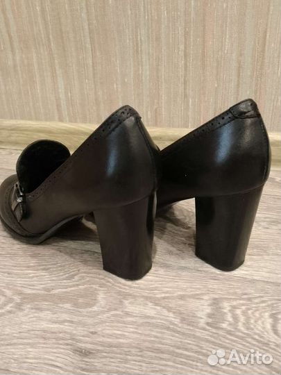 Туфли женские 39 размер