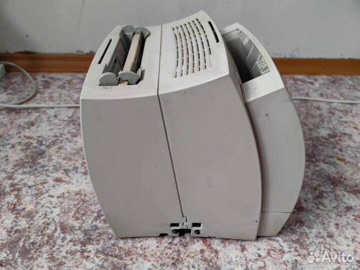 Принтер HP laserjet 1100