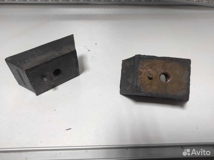 Подушка двигателя Волга 3102