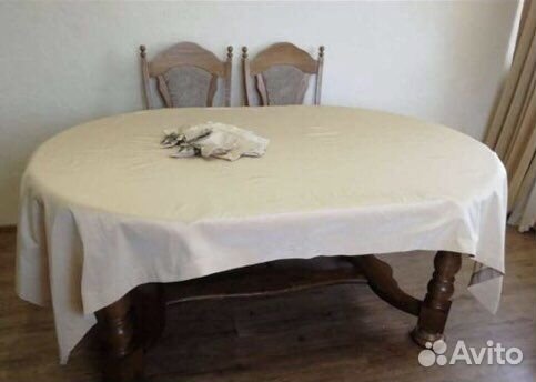 Скатерть большая праздничная и салфетки