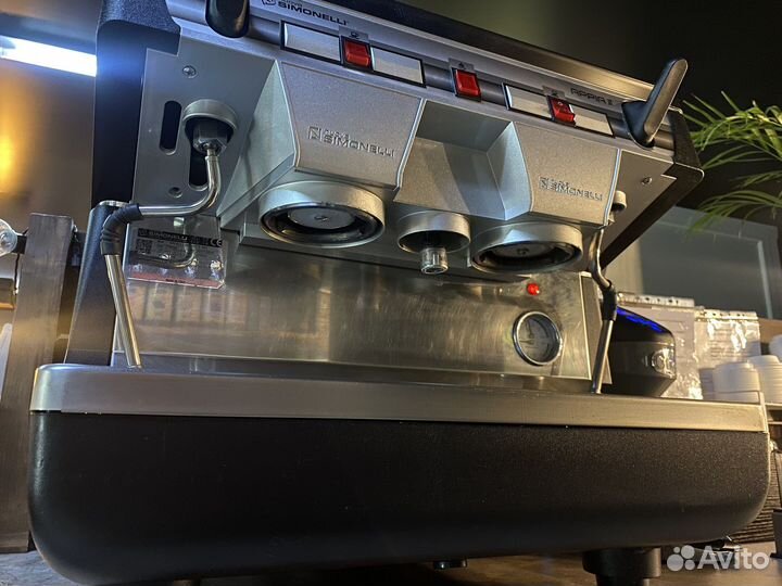 Кофемашина nuova simonelli appia II