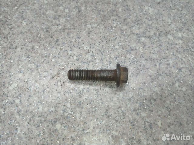 Болт амортизатора Ford Focus 2