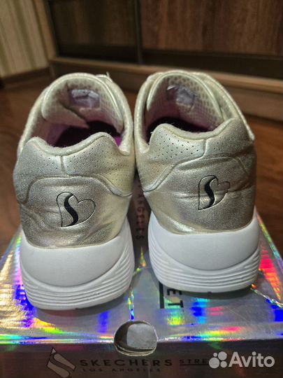 Кроссовки skechers 37