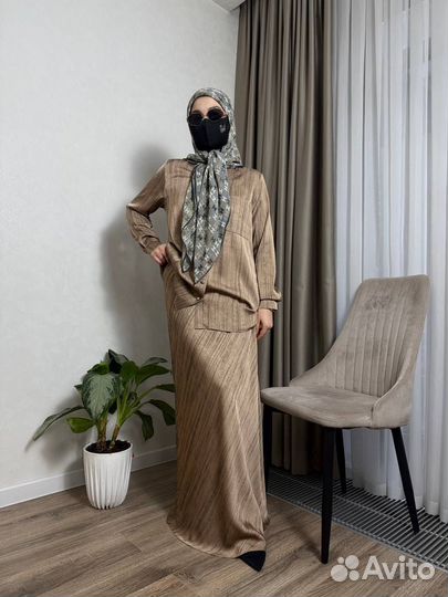 Костюмы шелк тенсель рифленый