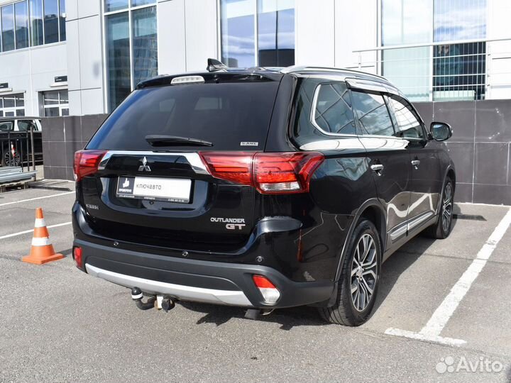 Mitsubishi Outlander 3.0 AT, 2017, 143 382 км