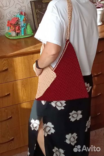 Сумка женская вязаная крючком через плечо