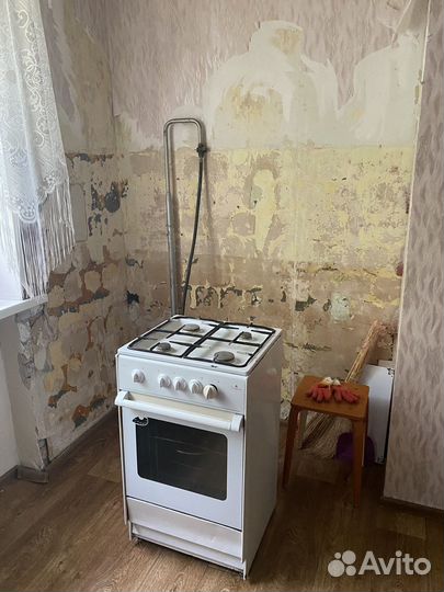 Продам газовую плиту Дарина